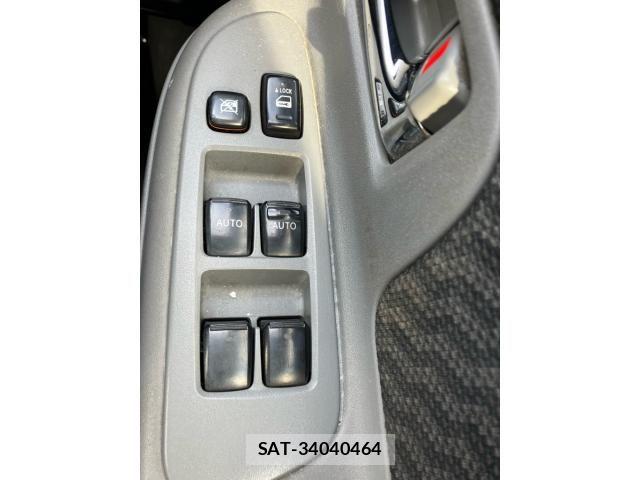 Toyota SIENTA 2007-07 8038255-16