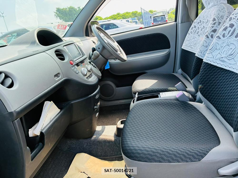 Toyota SIENTA 2009-01 7974300-10