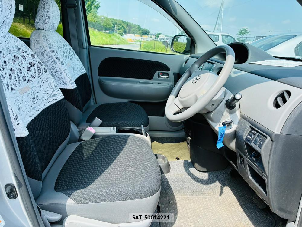 Toyota SIENTA 2009-01 7974300-11