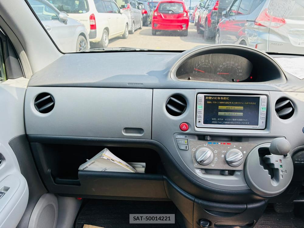 Toyota SIENTA 2009-01 7974300-17