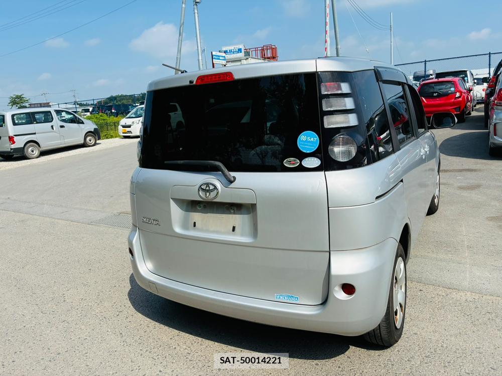 Toyota SIENTA 2009-01 7974300-4