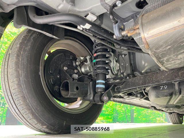Toyota SIENTA 2024-02 8038216-19