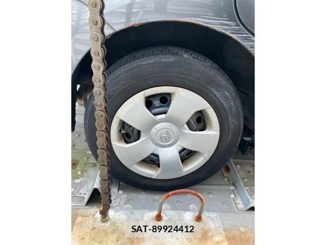 Toyota SIENTA 2006-10 8038256-9