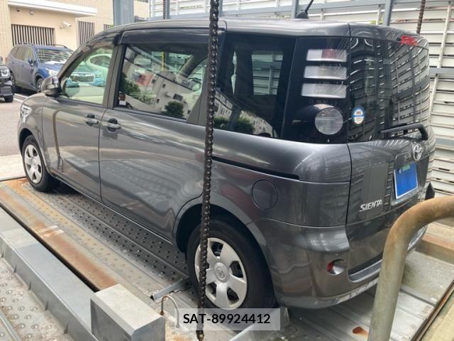 Toyota SIENTA 2006-10 8038256-3