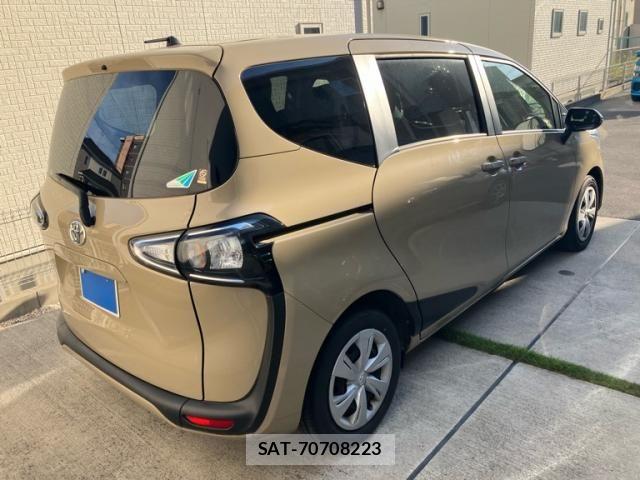 Toyota SIENTA 2022-04 8038224-3