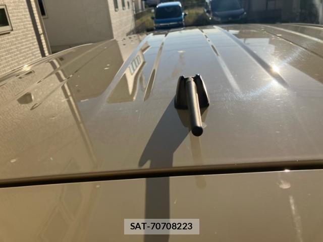 Toyota SIENTA 2022-04 8038224-4