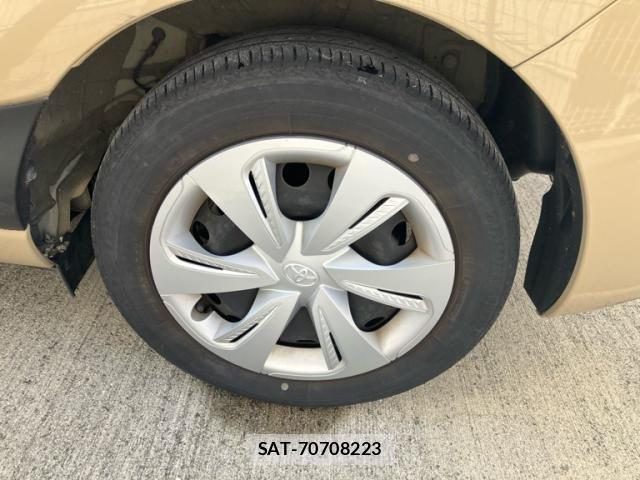Toyota SIENTA 2022-04 8038224-6