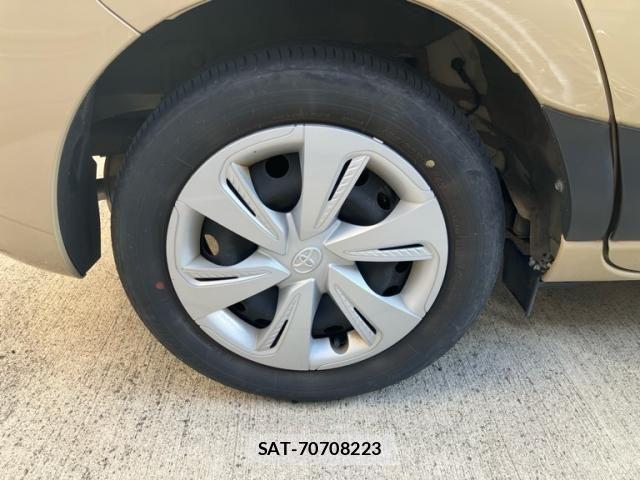 Toyota SIENTA 2022-04 8038224-7