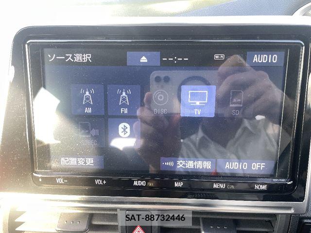 Toyota SIENTA 2019-01 8038231-13