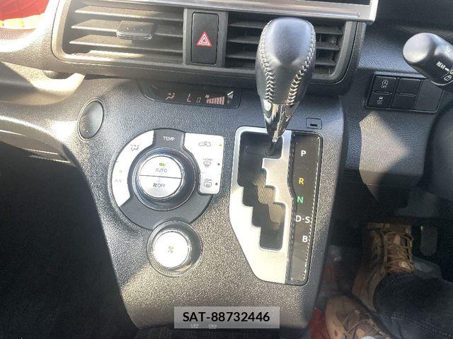Toyota SIENTA 2019-01 8038231-17