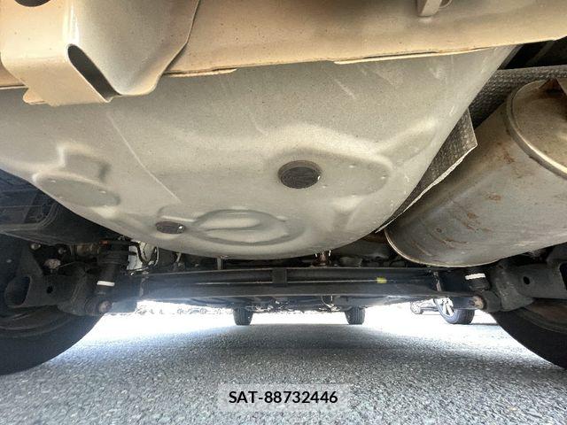 Toyota SIENTA 2019-01 8038231-24