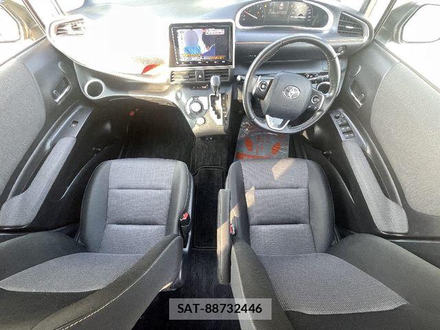 Toyota SIENTA 2019-01 8038231-4