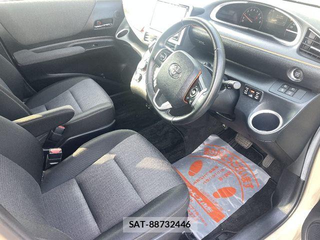 Toyota SIENTA 2019-01 8038231-5