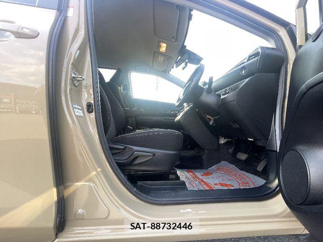 Toyota SIENTA 2019-01 8038231-7