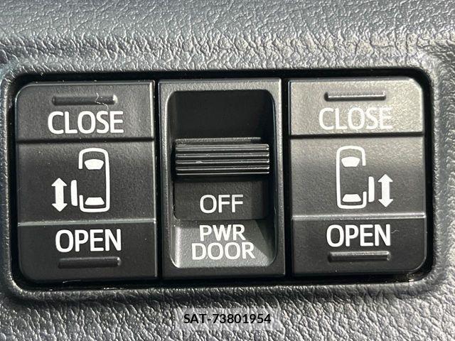 Toyota SIENTA 2015-07 8038235-4