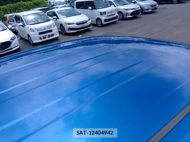 Toyota SIENTA 2018-07 8038241-11