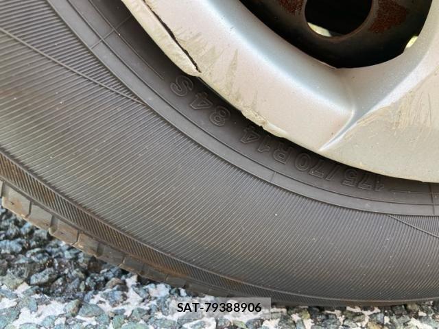 Toyota SIENTA 2008-07 8038258-9