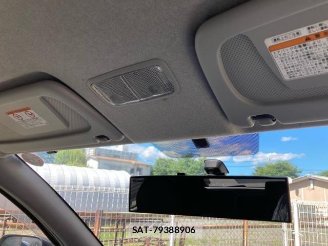 Toyota SIENTA 2008-07 8038258-21