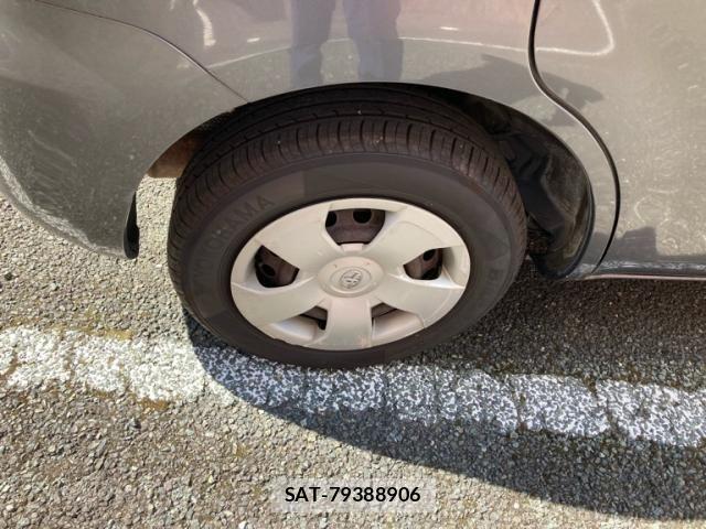 Toyota SIENTA 2008-07 8038258-7