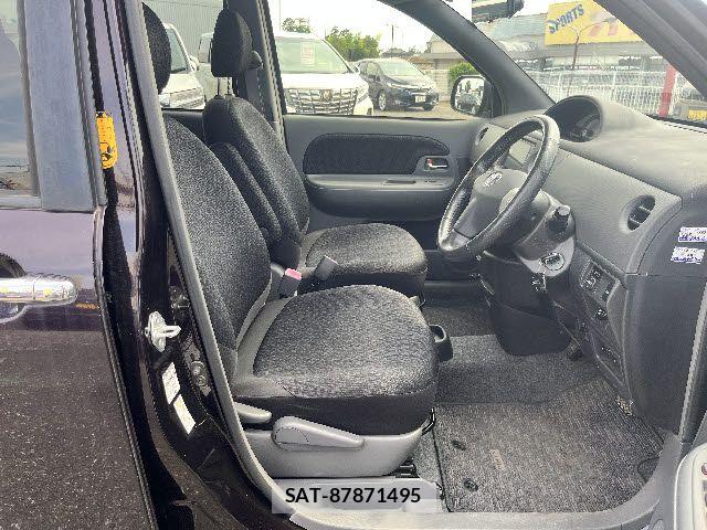 Toyota SIENTA 2013-01 8038242-9