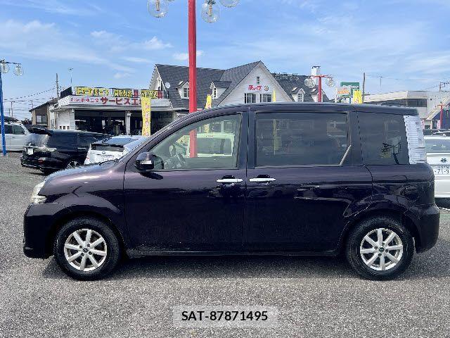 Toyota SIENTA 2013-01 8038242-22