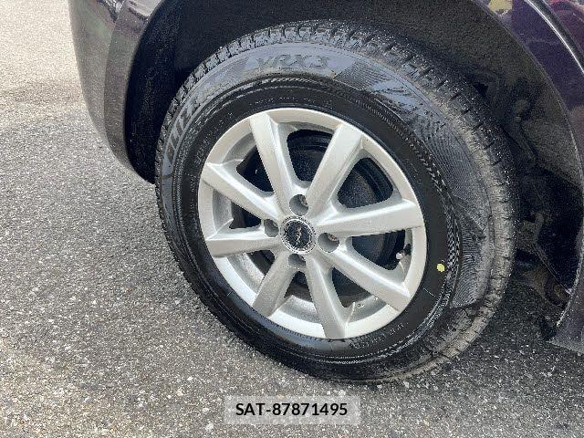 Toyota SIENTA 2013-01 8038242-26
