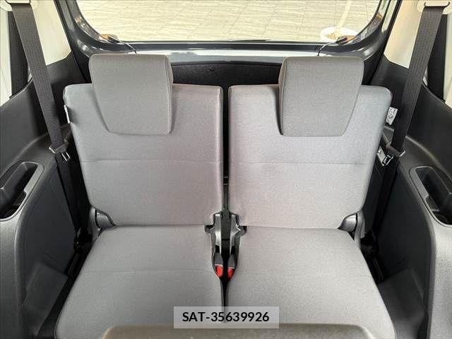 Toyota SIENTA 2025-04 8038217-19