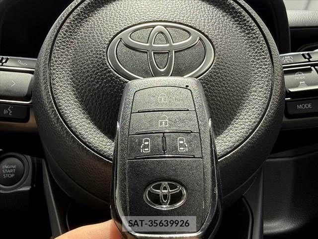 Toyota SIENTA 2025-04 8038217-22