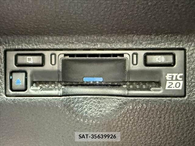 Toyota SIENTA 2025-04 8038217-28