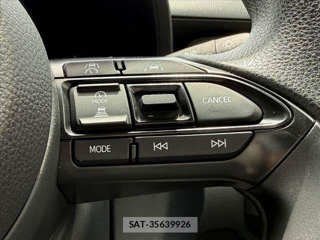 Toyota SIENTA 2025-04 8038217-5