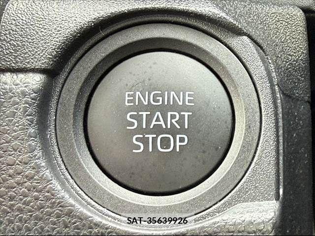 Toyota SIENTA 2025-04 8038217-6