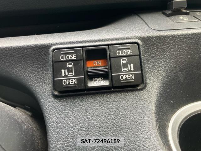 Toyota SIENTA 2017-02 8038239-14