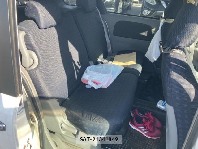 Toyota SIENTA 2005-08 8038251-13