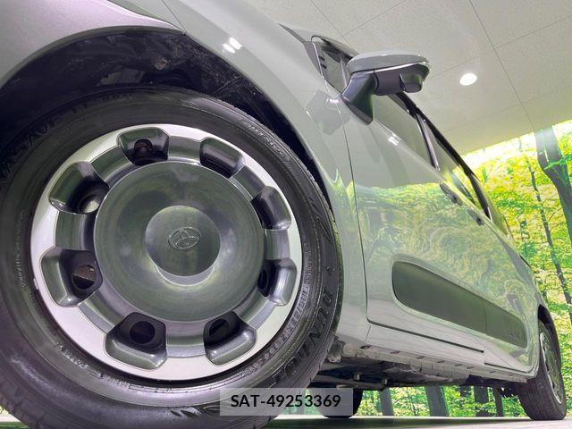 Toyota SIENTA 2024-03 8038212-13