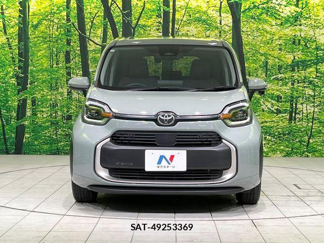 Toyota SIENTA 2024-03 8038212-14