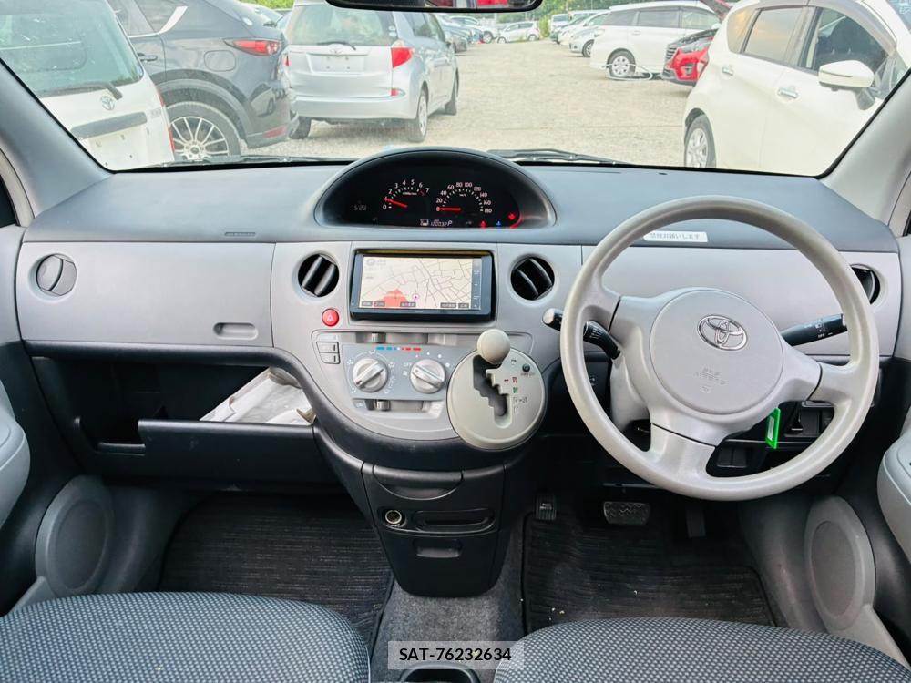 Toyota SIENTA 2005-10 7972172-10
