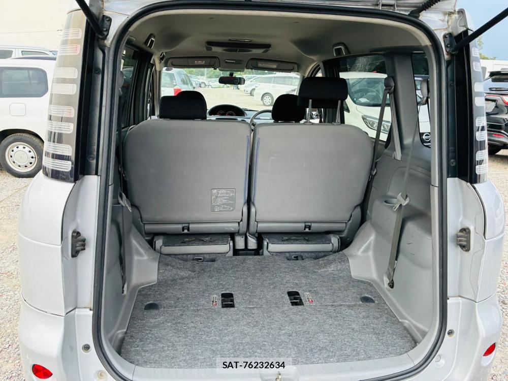 Toyota SIENTA 2005-10 7972172-23