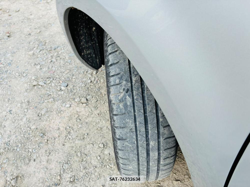 Toyota SIENTA 2005-10 7972172-29