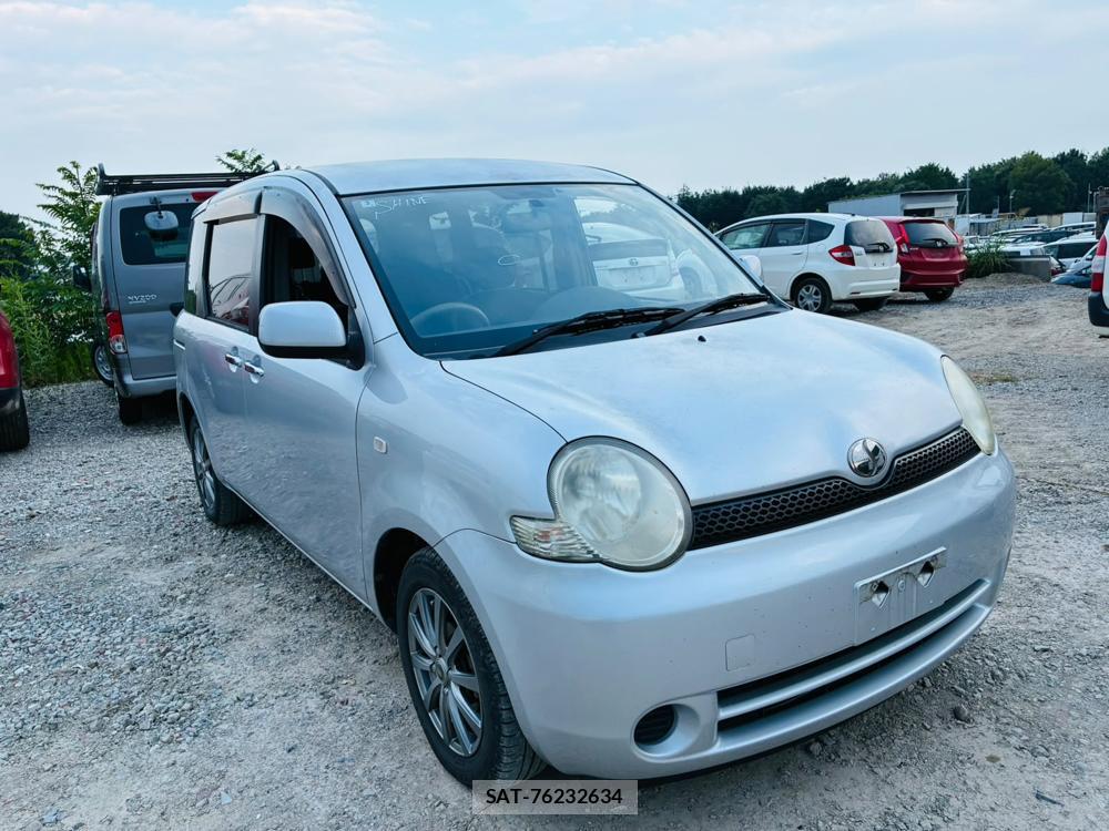 Toyota SIENTA 2005-10 7972172-6