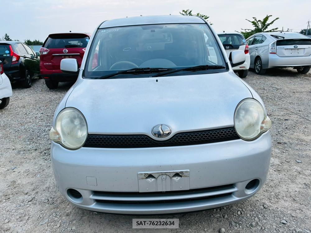 Toyota SIENTA 2005-10 7972172-7