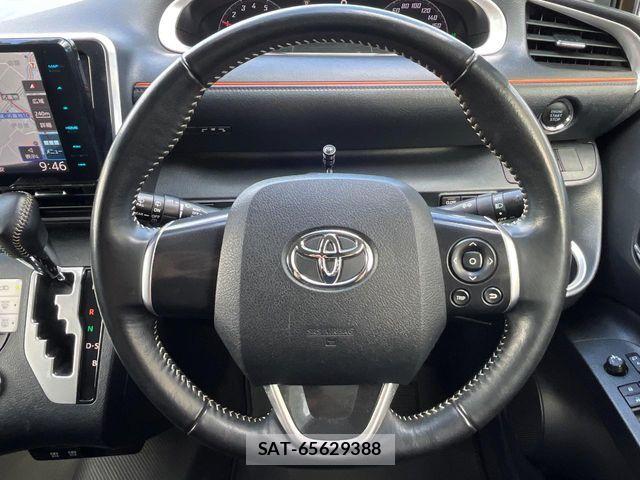 Toyota SIENTA 2018-10 8075561-11
