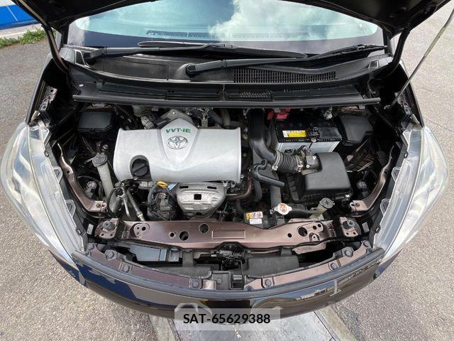 Toyota SIENTA 2018-10 8075561-18