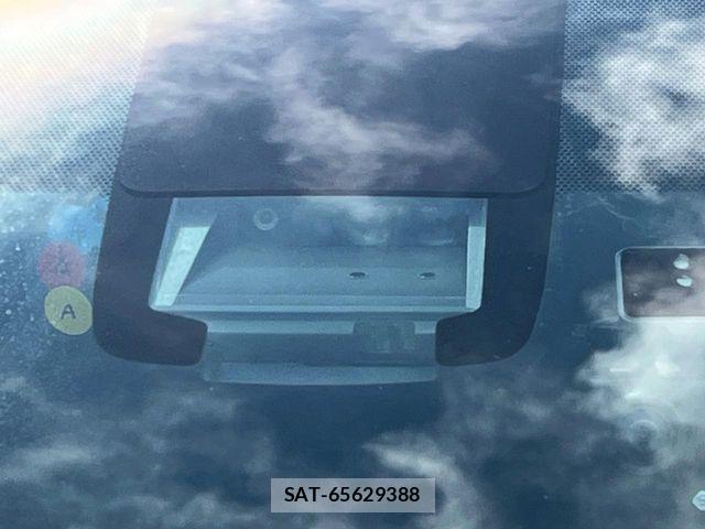 Toyota SIENTA 2018-10 8075561-3
