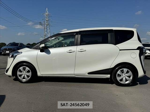 Toyota SIENTA 2020-06 8075562-10