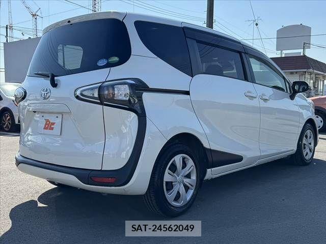 Toyota SIENTA 2020-06 8075562-14