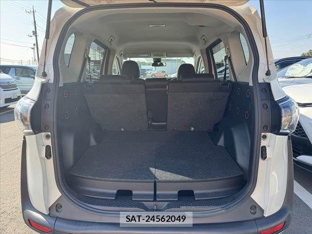 Toyota SIENTA 2020-06 8075562-18