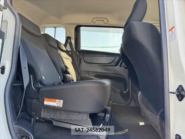 Toyota SIENTA 2020-06 8075562-19