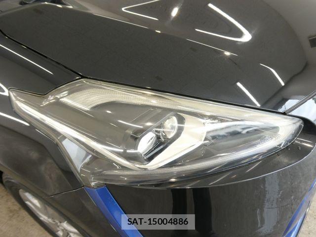 Toyota SIENTA 2016-04 8075566-11