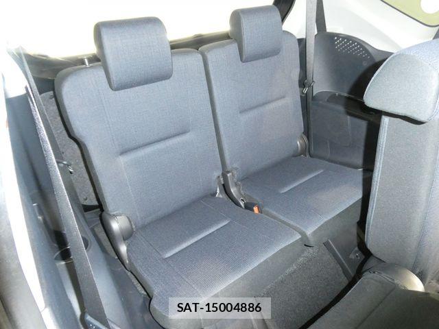 Toyota SIENTA 2016-04 8075566-17