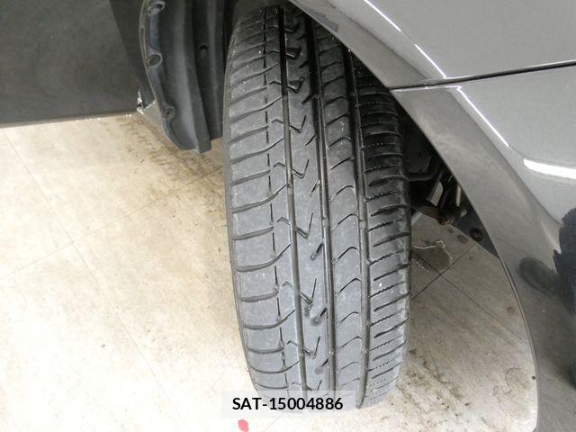 Toyota SIENTA 2016-04 8075566-28